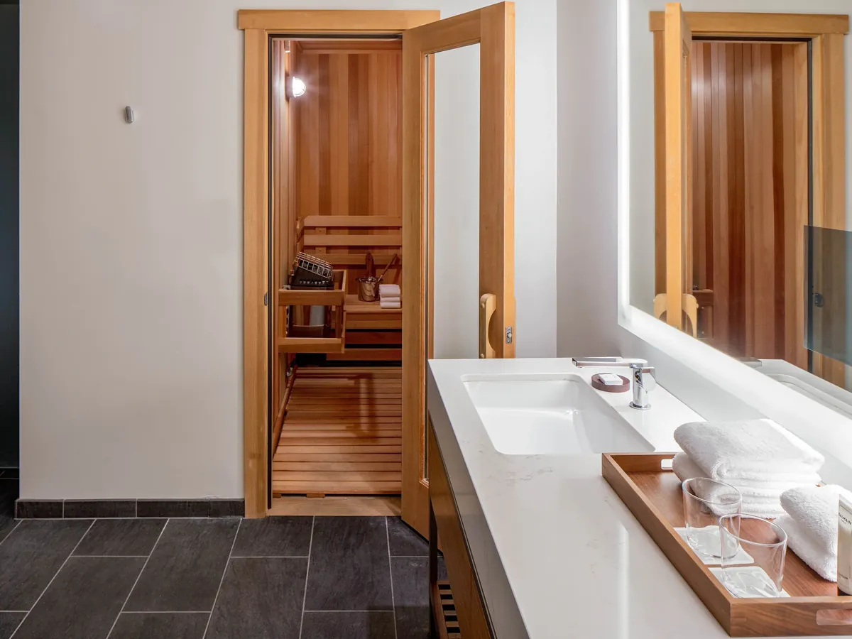 the sauna at Grand Hyatt San Francisco