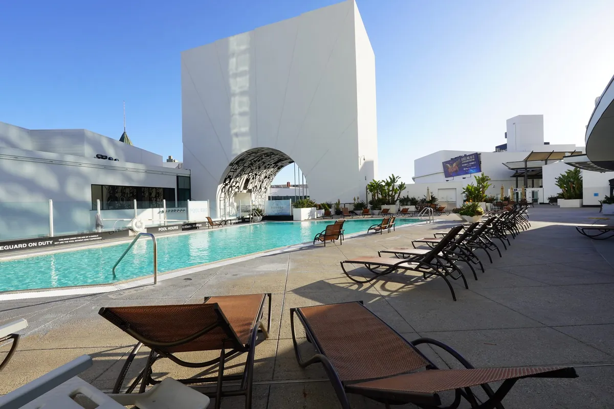 Loews Hollywood Hotel