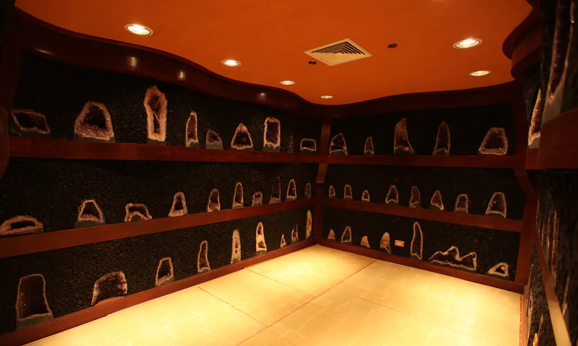 King Spa & Sauna Chicago