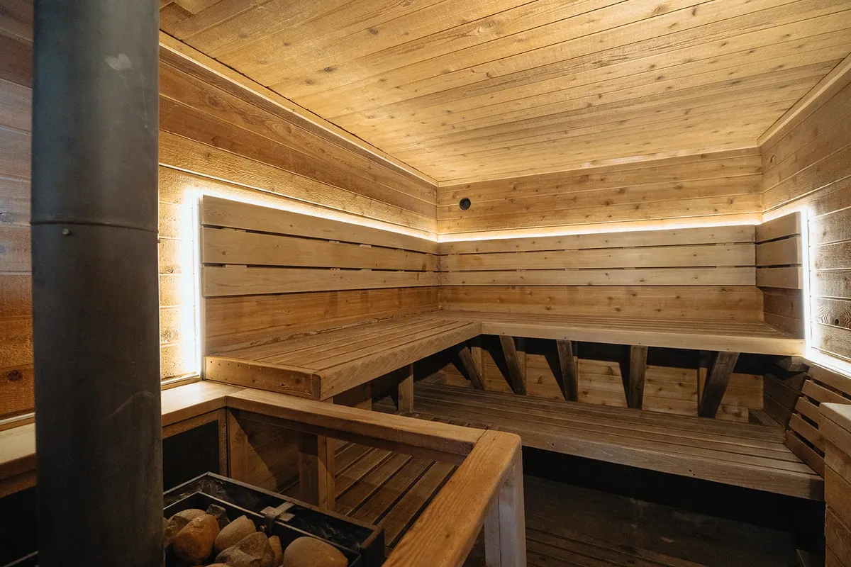 612 Sauna Society: the sauna