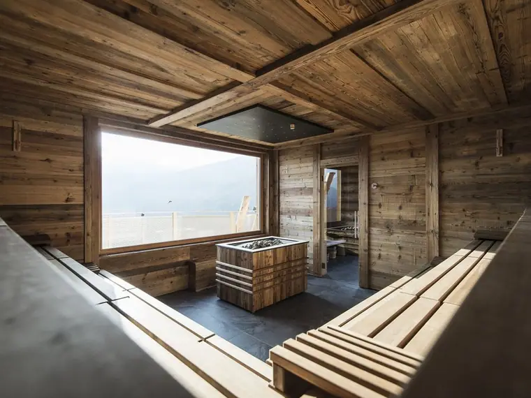 Alpin Panorama Hotel Hubertus (Heaven & Hell Sky Spa): the sauna