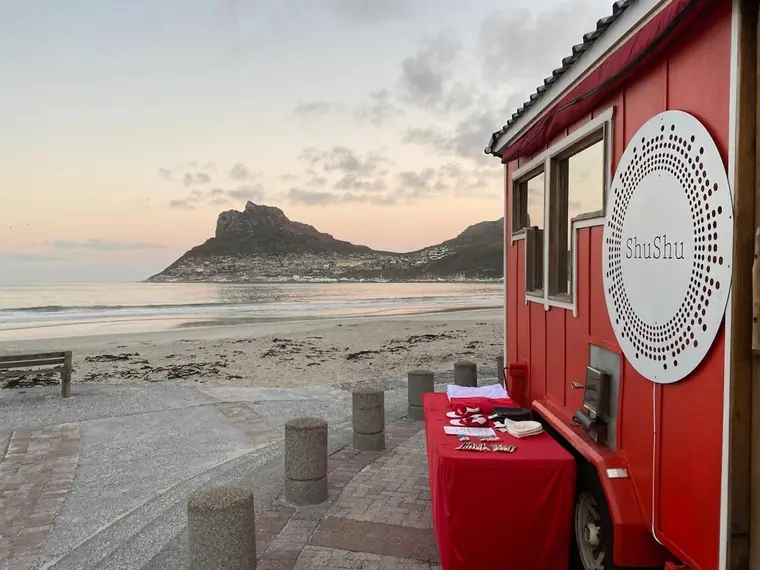 Hot Huts Mobile Sauna: the sauna