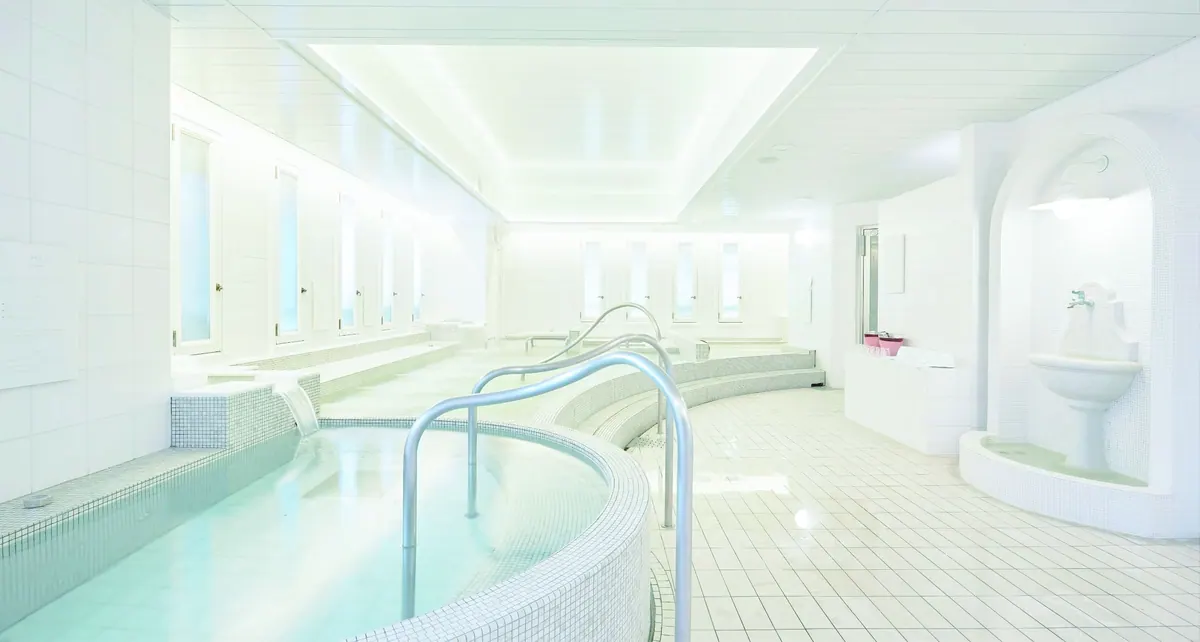 Kobe Sauna & Spa (神戸サウナ&スパ)