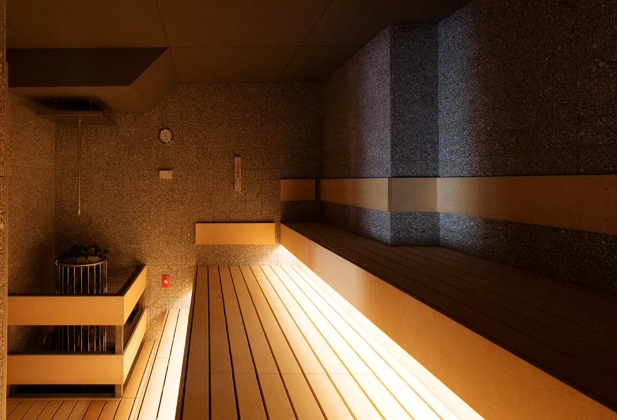 Koganeyu (黄金湯): the sauna