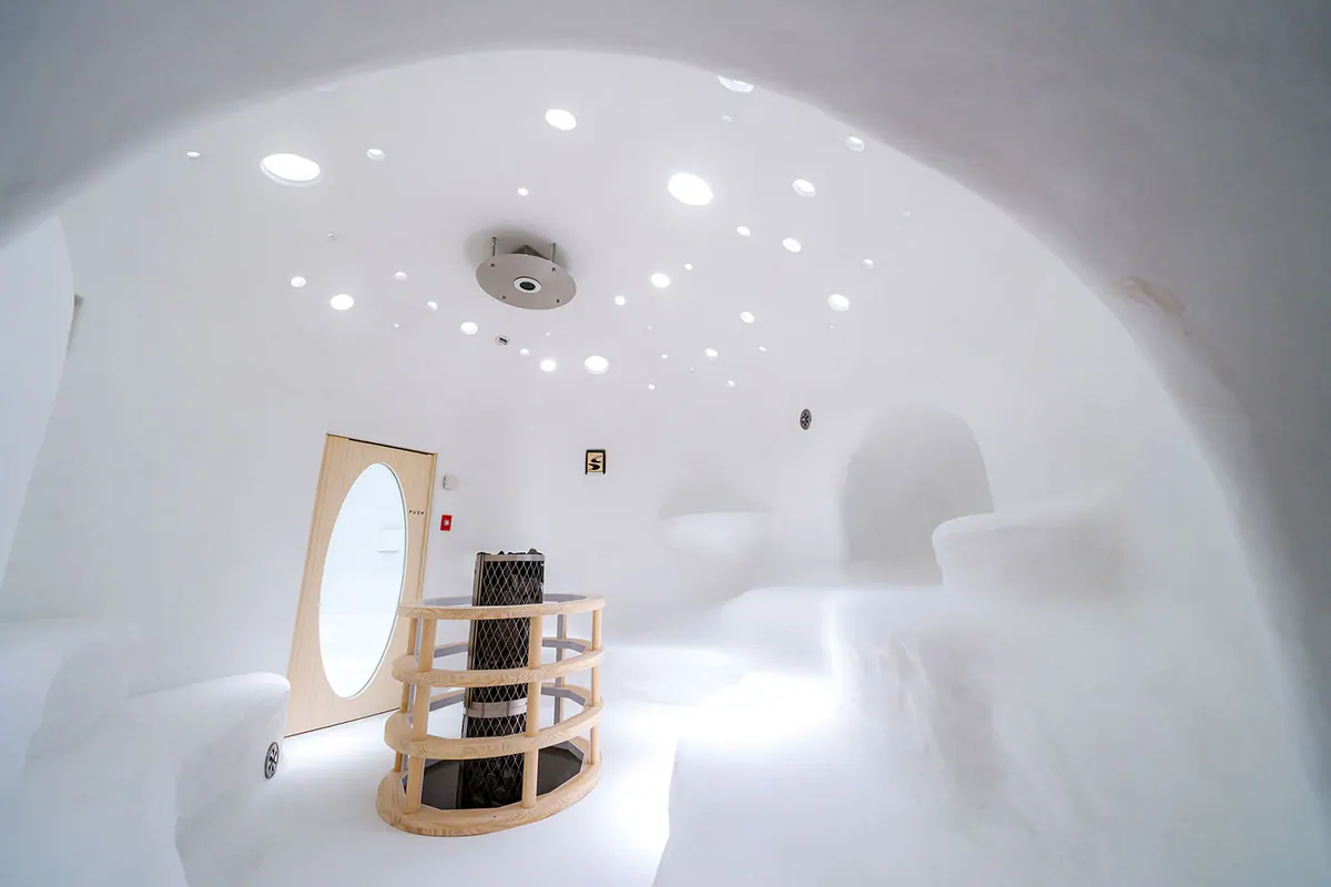 Mifuneyama Rakuen Hotel – Rakan-no-Yu (御船山楽園ホテル らかんの湯)